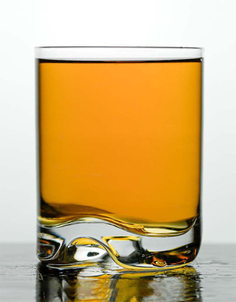 Szklanka okrągła z falowanym dnem na whisky 330 ml + Grawer "Wspaniały Facet" + Imię Szklanka okrągła z falowanym dnem na whisky 330 ml + Grawer "Wspaniały Facet" + Imię
